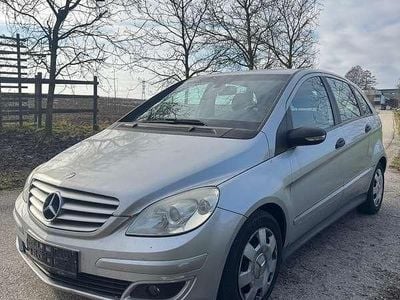 Gebraucht 2008 Mercedes 180 Edition Limousine | € 1.650