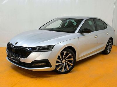 gebraucht Skoda Octavia Combi 20 TDI Style DSG
