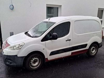 Weiß Gebraucht 2010 Peugeot Partner Van | € 3.880