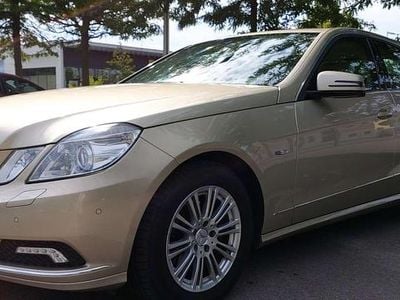 Mercedes E220