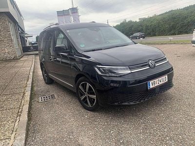 Gebraucht VW Caddy Style 122 PS (89 kW) 2021 Schwarz Van / Kleinbus