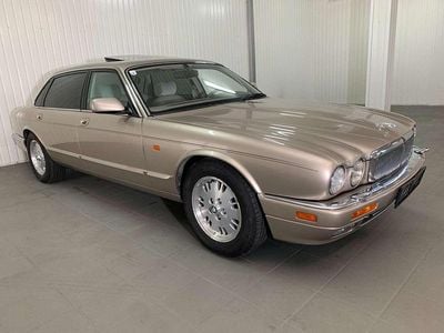 Gebraucht Jaguar XJ 211 PS (155 kW) 1996 Gold Limousine