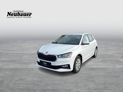 Neu Skoda Fabia Essence 95 PS (69 kW) 2026 Weiss  metallic