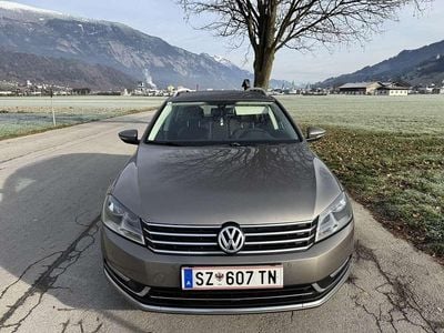 Braun Gebraucht 2011 VW Passat Kombi | € 7.199 (Fairer Preis)