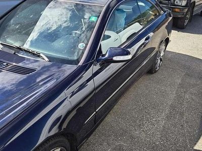 Gebraucht Mercedes CLK320 Avantgarde 224 PS (164 kW) 2010 Blau Coupé