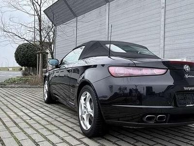 Schwarz Gebraucht 2009 Alfa Romeo Spider Exclusive Cabrio | € 16.900