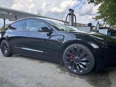 Schwarz Gebraucht 2023 Tesla Model 3 Performance Limousine | € 38.990 (Teuer)