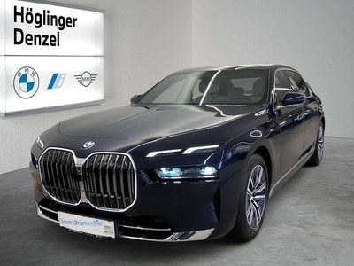 Blau Gebraucht 2023 BMW 740 Limousine | € 89.990