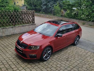 gebraucht Skoda Octavia OctaviaRS TDI DSG Kombi inkl. Panoramadach