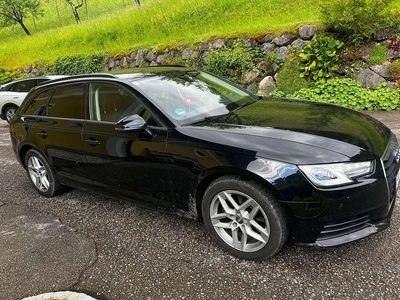 Schwarz Gebraucht 2016 Audi A4 Kombi | € 16.500 (Fairer Preis)