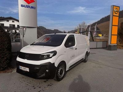 Weiß Gebraucht 2024 Opel Vivaro Edition Van | € 33.950