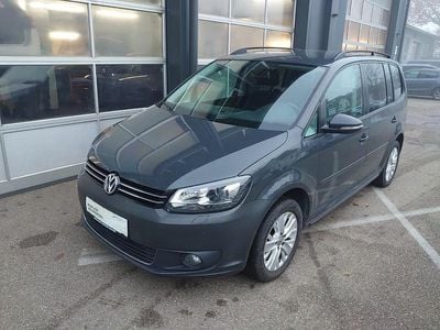 Gebraucht VW Touran 150 PS (110 kW) 2014 Mittelgrau  normal Van / Kleinbus