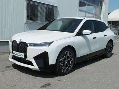 Alpinweiß Gebraucht 2022 BMW iX SUV | € 54.450