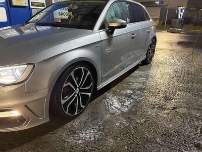 Gebraucht Audi A3 Ambiente 150 PS (110 kW) 2015 Limousine