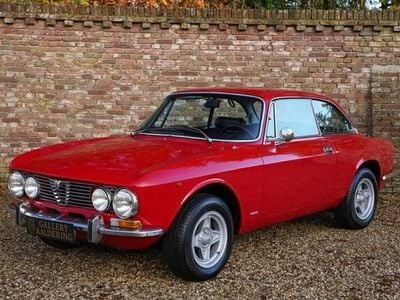 Gebraucht Alfa Romeo 2000 150 PS (110 kW) 1972 Rot Coupé