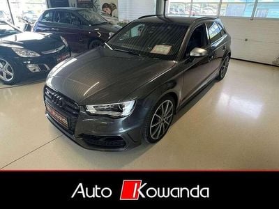 Grau Gebraucht 2016 Audi S3 Ambiente Limousine | € 23.990