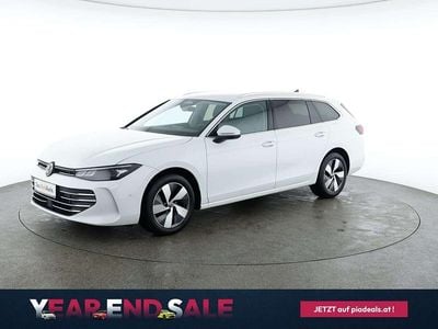Weiss normal Gebraucht 2024 VW Passat Business Kombi | € 34.949 (Teuer)