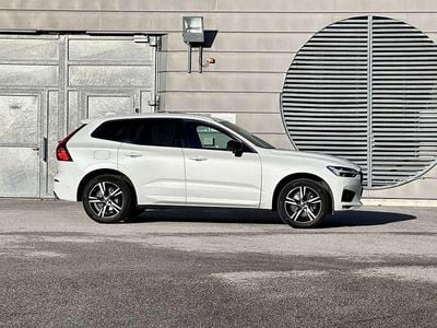 Weiß Gebraucht 2017 Volvo XC60 R-Design SUV | € 22.150 (Etwas zu teuer)