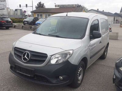 Mercedes Citan 109