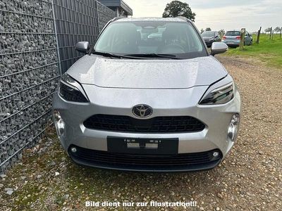 Neu Toyota Yaris Cross Active 116 PS (85 kW) 2026 SUV