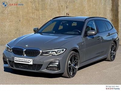 Grau Gebraucht 2020 BMW 330e M Sport Kombi | € 31.940 (Fairer Preis)