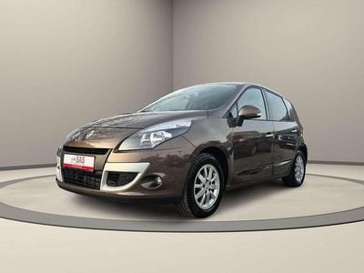 Braun Gebraucht 2011 Renault Scénic III Van / Kleinbus | € 6.200