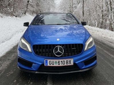 Gebraucht Mercedes A180 Edition 109 PS (80 kW) 2013 Blau Kleinwagen