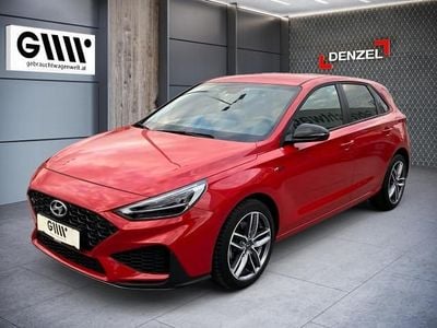 Gebraucht Hyundai i30 120 PS (88 kW) 2022 Rot Limousine
