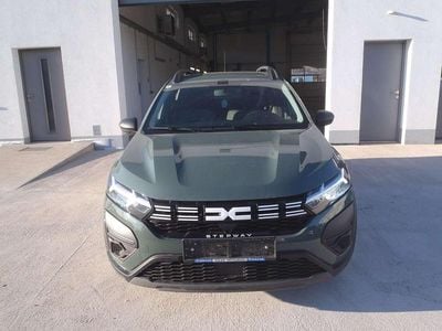 Gebraucht Dacia Sandero Essentiel 91 PS (66 kW) 2023 Grün Limousine