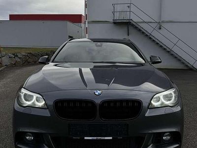 Gebraucht BMW 530 M Sport 258 PS (189 kW) 2015 Kombi