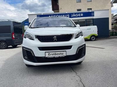 Weiß Gebraucht 2021 Peugeot Traveller Active Van | € 30.900