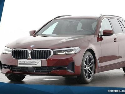 Gebraucht BMW 540 Efficient Dynamics 340 PS (250 kW) 2021 Rot (ind. aventurinrot)
