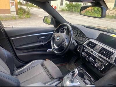 Schwarz Gebraucht 2018 BMW 320 Sport Line Kombi | € 22.000 (Etwas zu teuer)