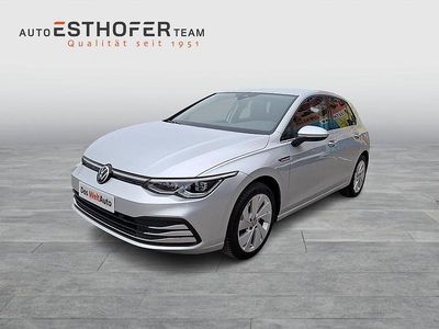 Gebraucht VW Golf VIII Style 131 PS (96 kW) 2023 Silber Limousine