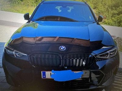 Gebraucht BMW 330e M Sport 184 PS (135 kW) 2023 Schwarz Kombi