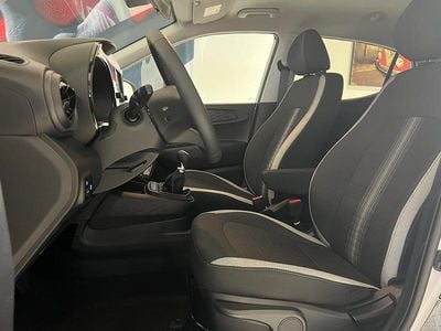 Neu Hyundai i10 GO! 79 PS (58 kW) 2025 Blau Kleinwagen