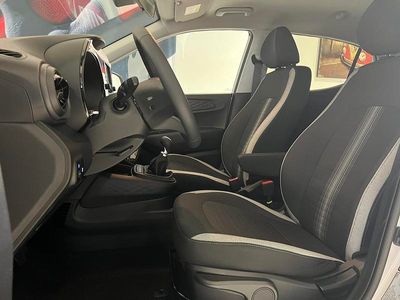 Blau Neu 2025 Hyundai i10 GO! Kleinwagen | € 20.783 (Fairer Preis)