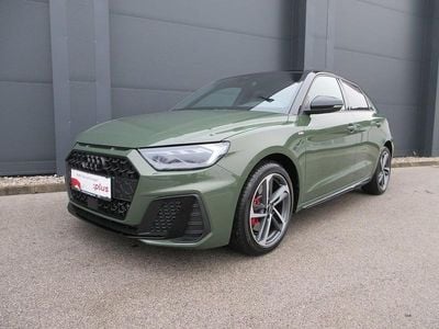 Mittelgrün metallic Gebraucht 2025 Audi A1 Sportback S-Line Kleinwagen | € 38.990