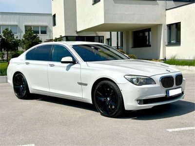 gebraucht BMW 750L 750 i xDrive Aut.