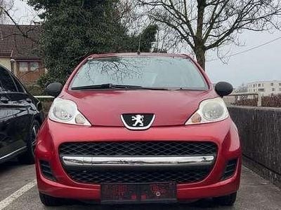 Gebraucht Peugeot 107 68 PS (50 kW) 2009 Kleinwagen