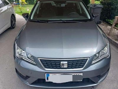 Grau Gebraucht 2018 Seat Leon ST Reference Kombi | € 12.000 (Fairer Preis)
