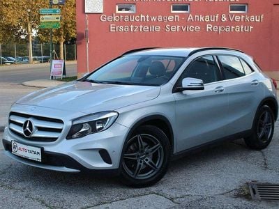 Gebraucht Mercedes GLA180 109 PS (80 kW) 2016 Grau SUV