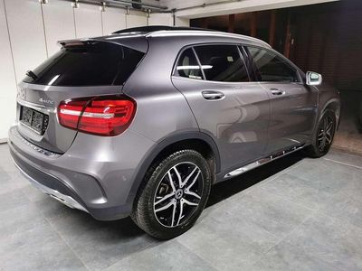 Gebraucht Mercedes GLA250 211 PS (155 kW) 2018 Grau SUV