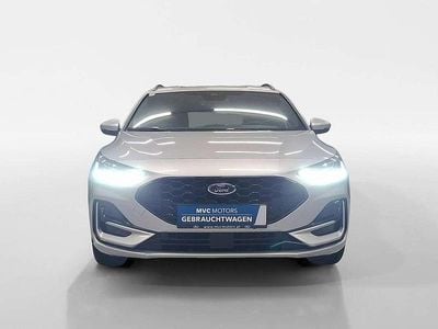 Silber Gebraucht 2024 Ford Focus ST-Line X Limousine | € 25.000 (Etwas zu teuer)