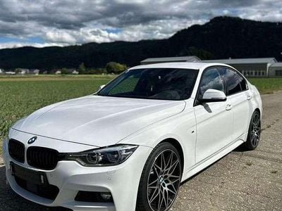 Gebraucht BMW 330 M Sport 258 PS (189 kW) 2016 Weiß Limousine