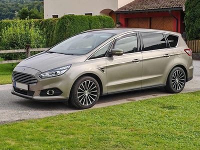 Silber Gebraucht 2016 Ford S-MAX Titanium Van / Kleinbus | € 16.490 (Fairer Preis)