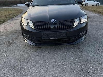gebraucht Skoda Octavia Combi 20 TDI Style Limited DSG