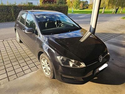 Schwarz Gebraucht 2016 VW Golf VII Comfortline Limousine | € 17.000 (Teuer)