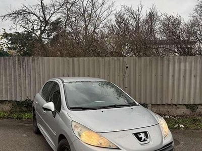 Gebraucht 2012 Peugeot 207 Limousine | € 2.200 (Fairer Preis)