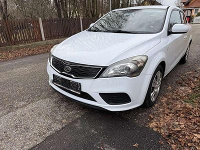 Gebraucht 2011 Kia ProCeed Limousine | € 2.900